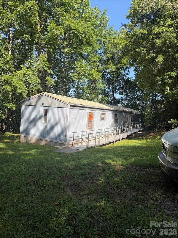 119 Woodmont DR, Nebo, NC 28761