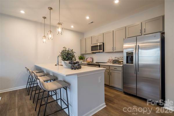 6421 Haller ST, Charlotte, NC 28227