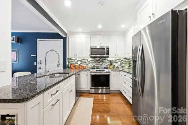 4739 Hedgemore DR #Unit H, Charlotte, NC 28209