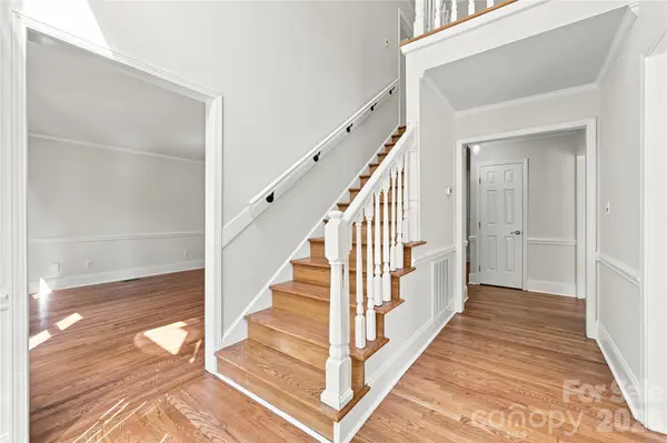 122 W Tattersall DR, Statesville, NC 28677