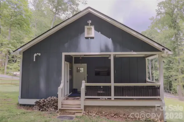 611 Twinbrook LN, Maggie Valley, NC 28751