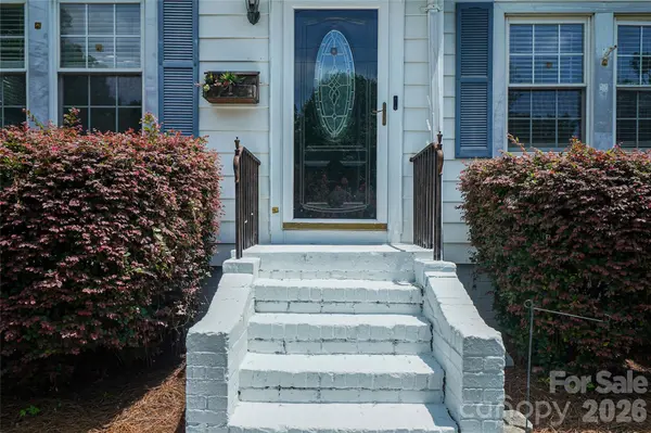 512 W 8th AVE, Gastonia, NC 28052