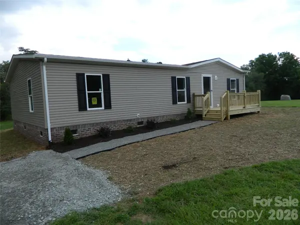 3944 Hollywood Ridge RD NE, Lenoir, NC 28645