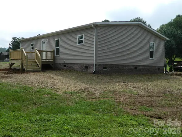 3944 Hollywood Ridge RD NE, Lenoir, NC 28645