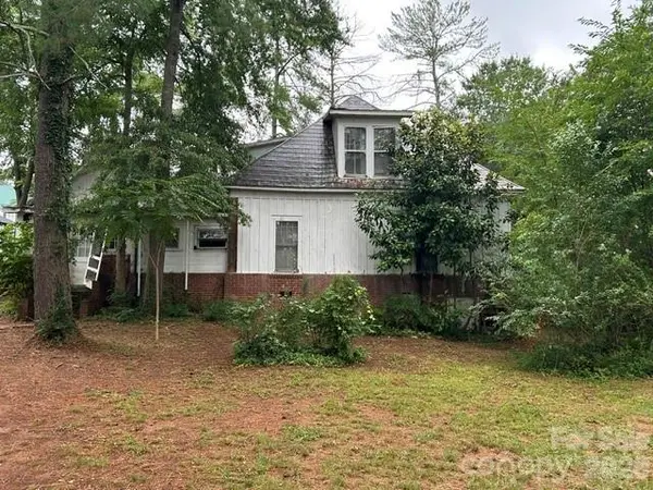 129 Pine ST, Rutherfordton, NC 28139