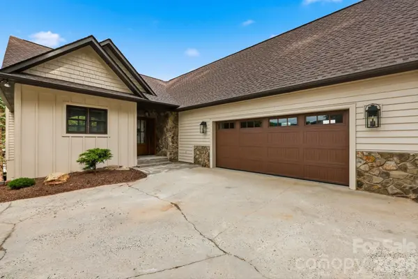 643 W Landing DR, Jefferson, NC 28640