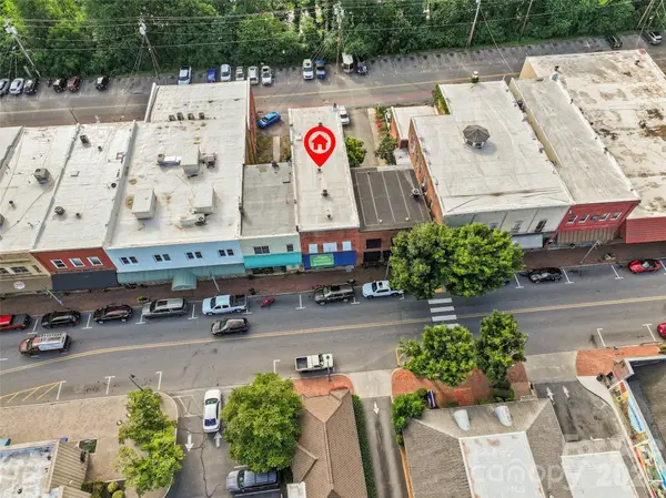 142 N Main ST, Waynesville, NC 28786