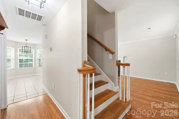 5226 Rockwood RD, Charlotte, NC 28216