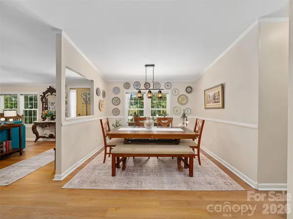 201 Franklin Village RD, Spruce Pine, NC 28777