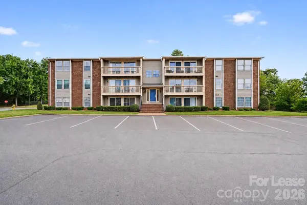 1624 Arlyn CIR #J, Charlotte, NC 28213