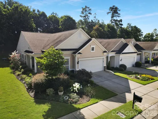 1028 Sweetleaf DR, Fort Mill, SC 29707