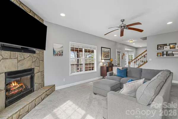 505 Kings RDG, Asheville, NC 28804