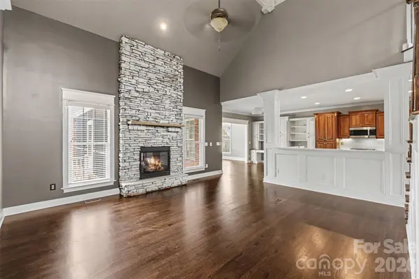 1004 Creekwalk DR, Stanley, NC 28164