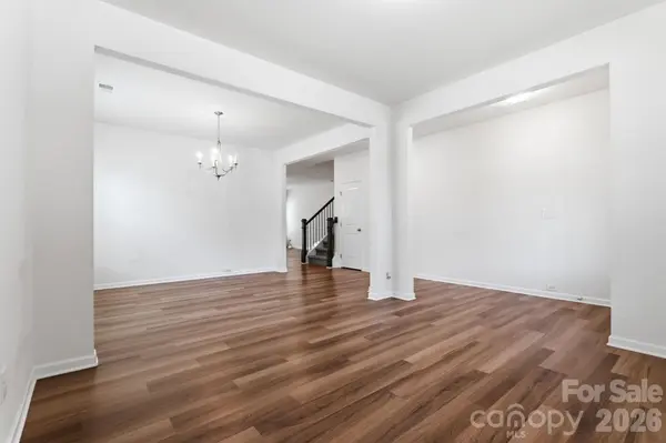 4028 Brazos ST, Charlotte, NC 28214