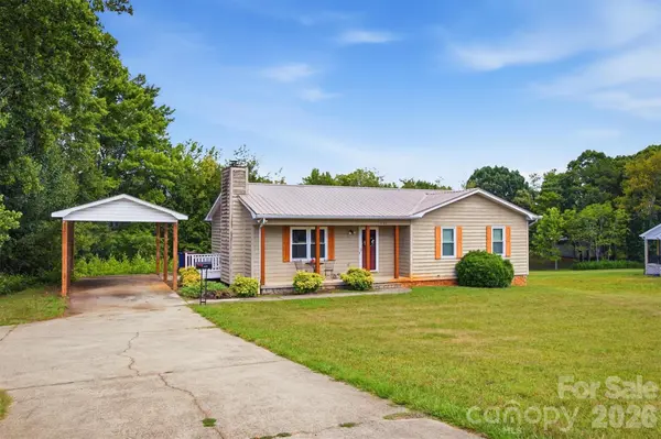 4186 Horseshoe Bend RD, Hudson, NC 28638