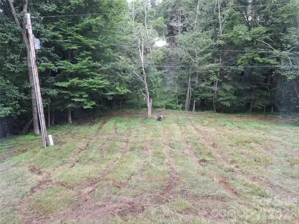 232 Tilson DR, Mars Hill, NC 28754