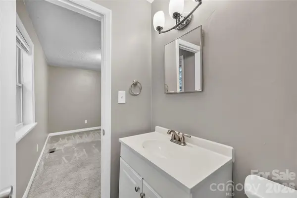 9408 Spruce Pine PL, Charlotte, NC 28210