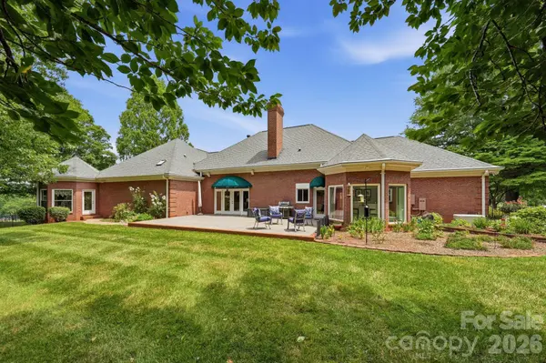 145 Baymount DR, Statesville, NC 28625