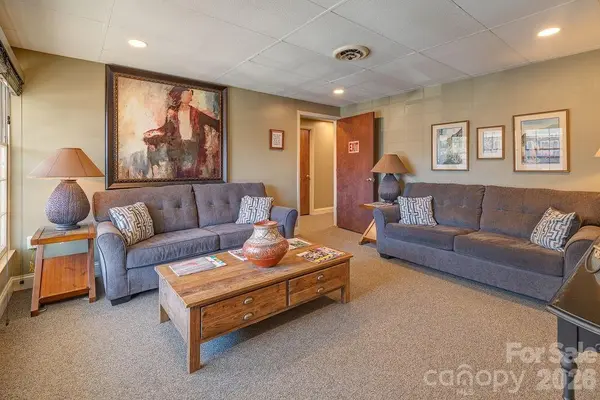 5G2 Doctors PARK #G2, Asheville, NC 28801