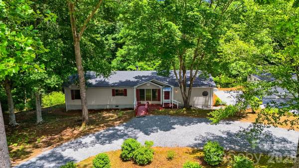 4944 Largo CT, Conover, NC 28613