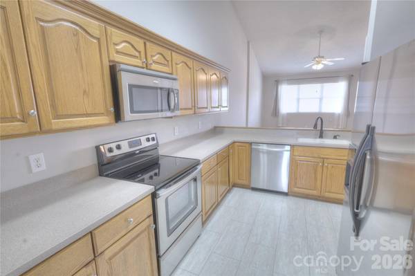 3927 Jasmine LN, Denver, NC 28037
