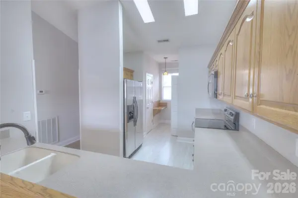 3927 Jasmine LN, Denver, NC 28037