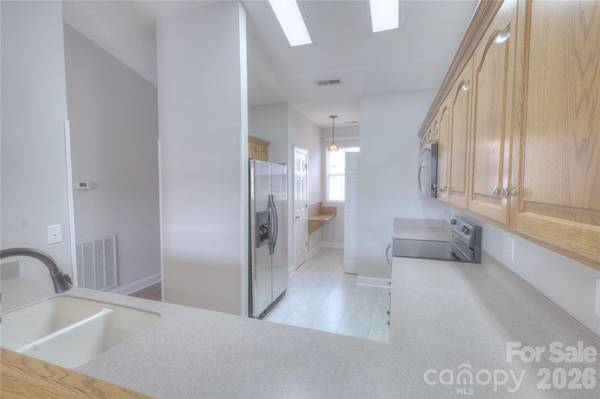 3927 Jasmine LN, Denver, NC 28037