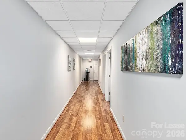2 Walden Ridge DR #115, Asheville, NC 28803