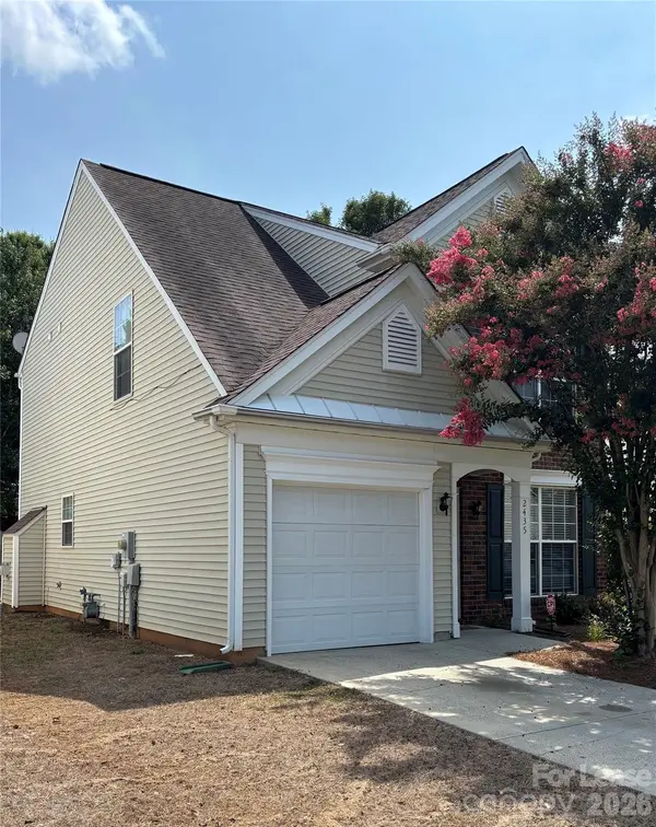 2435 Normancrest CT, Charlotte, NC 28270