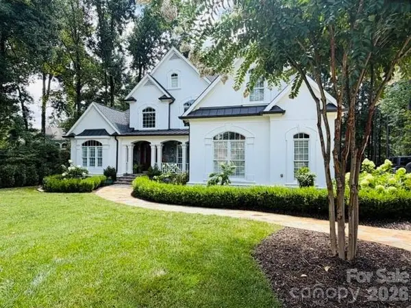 16717 Yardarm LN, Cornelius, NC 28031