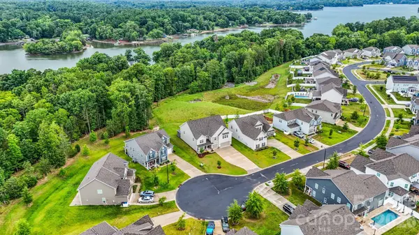2409 Napa TER, Lake Wylie, SC 29710