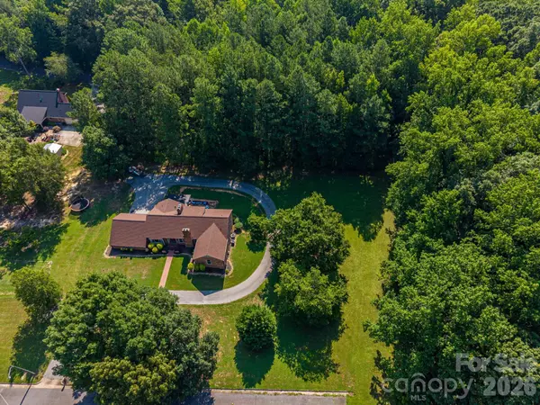 809 Spring ST, Cherryville, NC 28021
