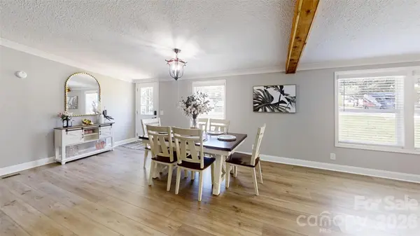 3585 Woodstream DR, Maiden, NC 28650