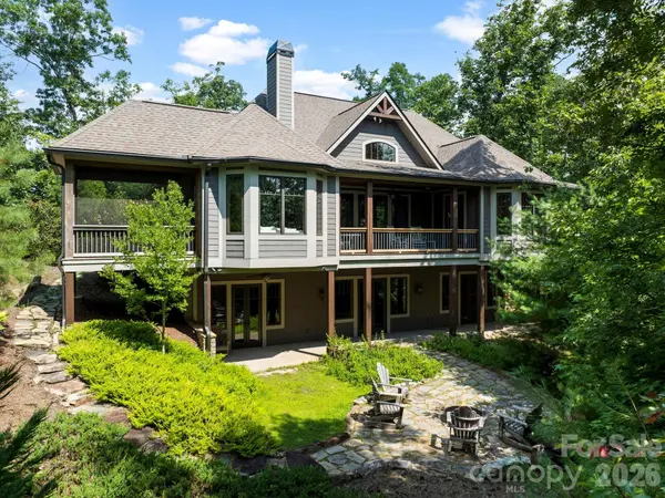 600 White Water WAY, Marshall, NC 28753