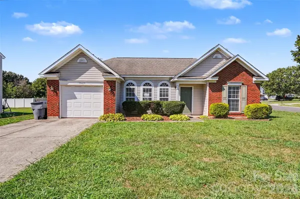 10439 Green Hedge AVE, Charlotte, NC 28269