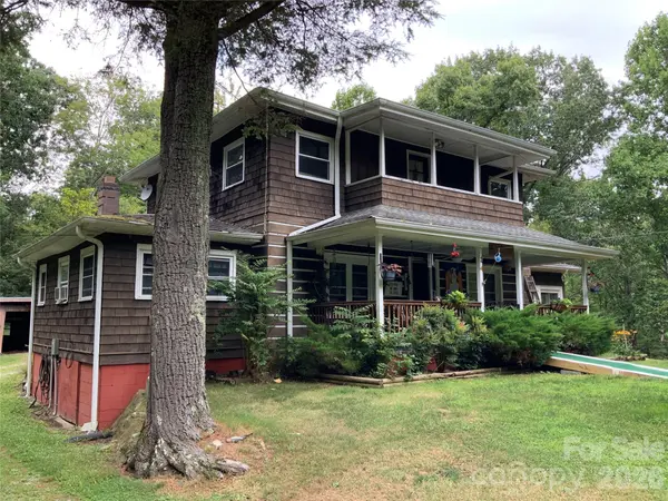 3151 N Bearwallow RD, Hendersonville, NC 28792