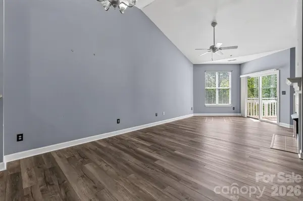 797 Peninsula DR, Davidson, NC 28036