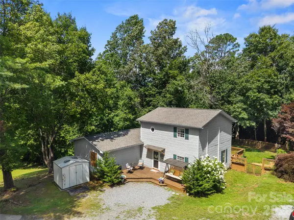 105 Big Bear DR, Pisgah Forest, NC 28768