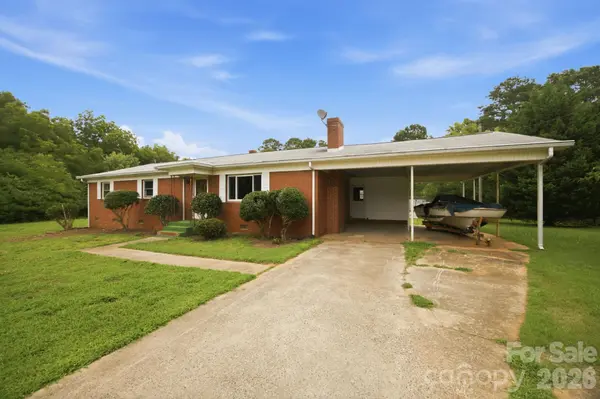 144 Rockwell LOOP, Mooresville, NC 28115