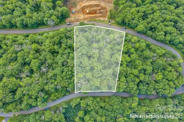 000 Crown Point RD #17, West Jefferson, NC 28694