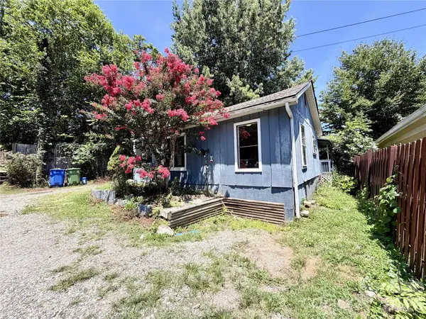 6 Leita LN, Asheville, NC 28806