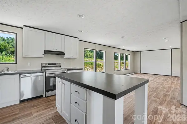 3034 Drake CIR, Shelby, NC 28152