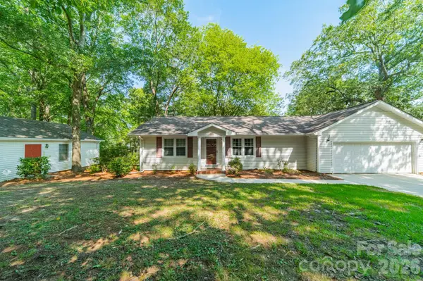 1077 E Shore DR, Lancaster, SC 29720