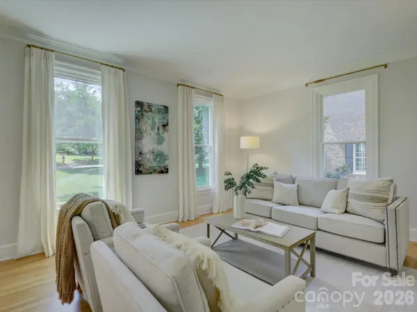 2301 Wharton LN, Charlotte, NC 28270