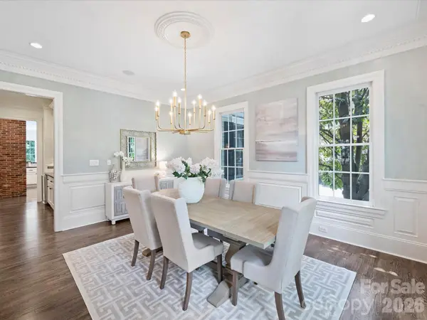 9146 Heydon Hall CIR, Charlotte, NC 28210