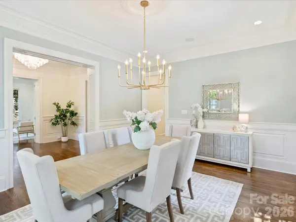 9146 Heydon Hall CIR, Charlotte, NC 28210