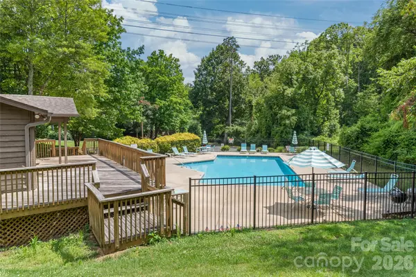 3538 Colony Crossing DR, Charlotte, NC 28226