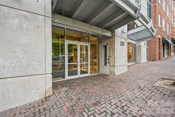 210 N Church ST #2204, Charlotte, NC 28202