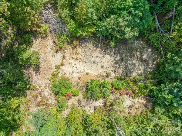 632 Justus Case Mountain PL, Hendersonville, NC 28792