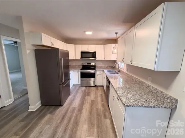 930 Marshall DR, Concord, NC 28027